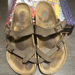 Birkenstock Mayari  Brown Sandals Women's  Size 6 Men's 4. Very Good Condition.